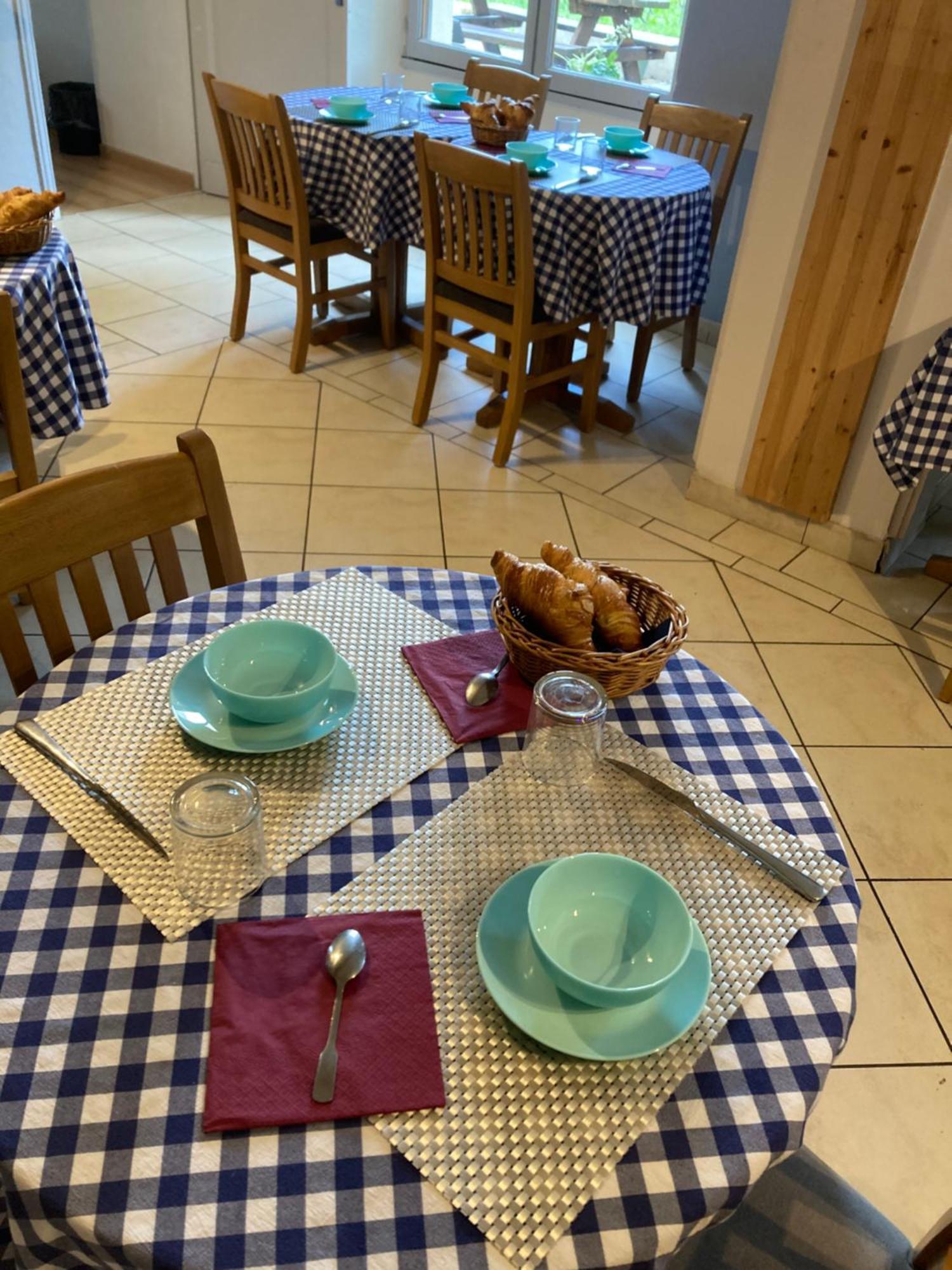 Chez Herve Le Chatelet La Chaux Neuve Экстерьер фото